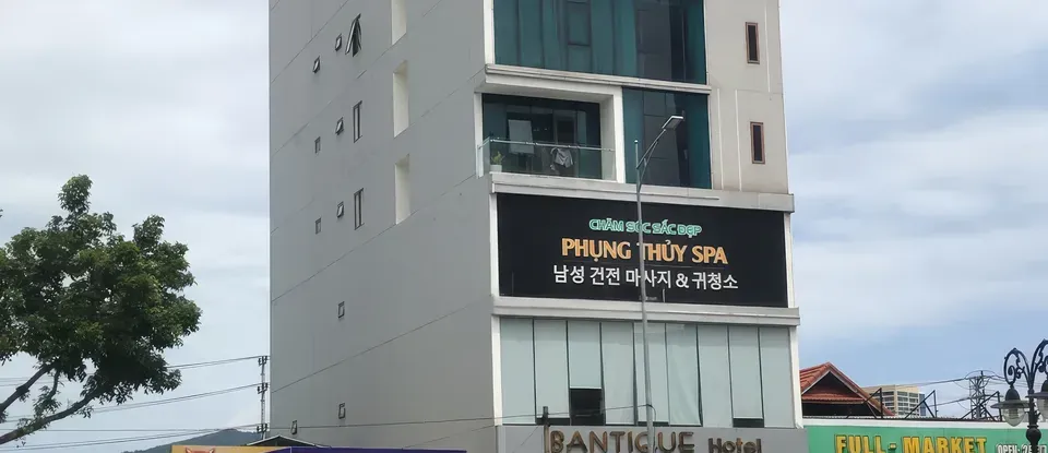 다낭 풍투이 스파가 있는 반티크 호텔 외부