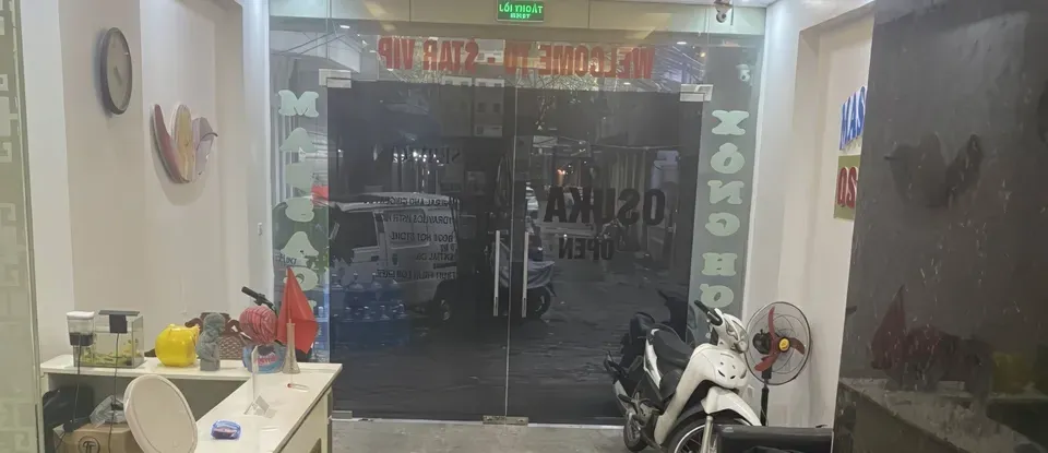 마사지 가게 내부 접수 데스크
